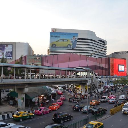 Hostel@Seatzstation Bangkok Exterior photo